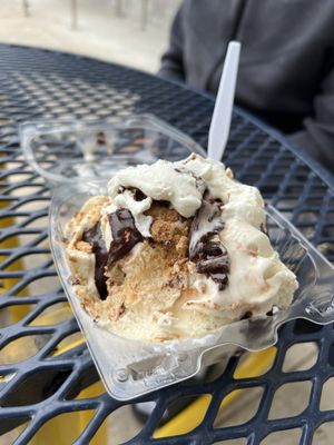 Amy's Ice Creams by null