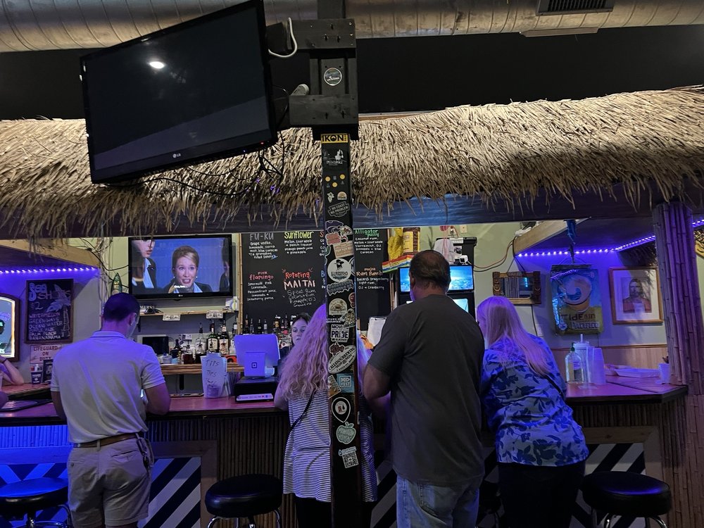 Social spots from Mojo's Beach Bar