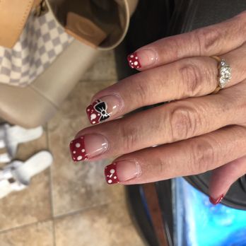 Lavender Nails & Spa - Holly is amazing with the designs. Any occasion she-can make your nails look special. - Nail Salons Near Me - Roseville, California