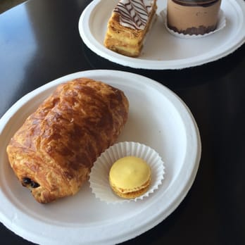 Le Vinois Bakery - $12.49 for a chocolate croissant, a lemon macaroon, a Napoleon, and a chocolate mousse. - Bakeries Near Me - Fort Lauderdale, Florida