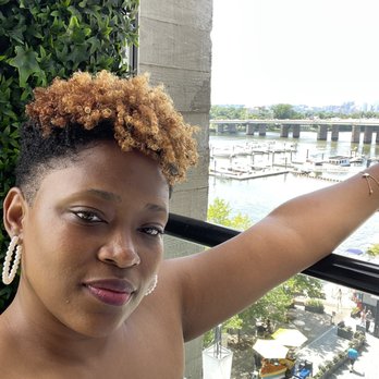 La Vie - Just me, the water view is so beautiful - Cocktail Bars Near Me - Washington, DC, District of Columbia