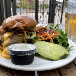 Second Street Brewery At the Railyard - The Alien Burger