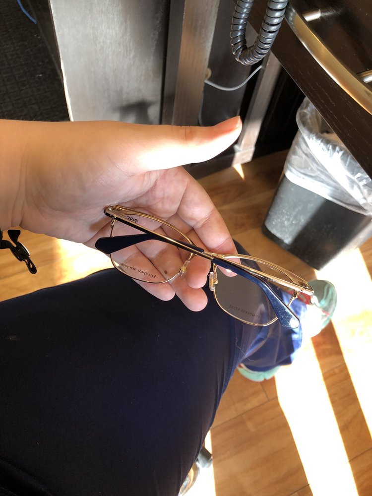 EYEWEAR EXPRESS Updated August 2024 3340 Irvin Cobb Dr, Paducah