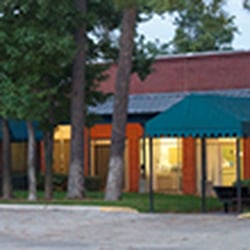 Motion Physical Therapy - Conveniently located in The Woodlands, TX.