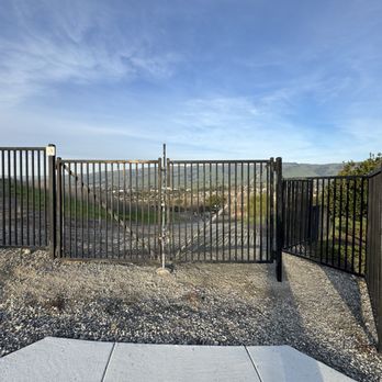 Canyon Creek Park - Parks Near Me - San Jose, California Canyon Creek Park - Parks Near Me - San Jose, California