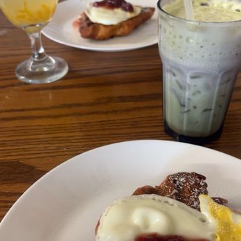 Xela Bistro - Desserts Near Me - Duncanville, Texas Xela Bistro - Desserts Near Me - Duncanville, Texas