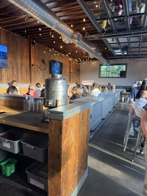 OUTSIDER BBQ & BEER GARDEN by null