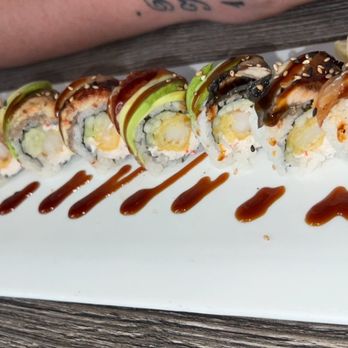 V Sushi - Dragon Roll - Sushi Bars Near Me - Milpitas, California V Sushi - Dragon Roll - Sushi Bars Near Me - Milpitas, California