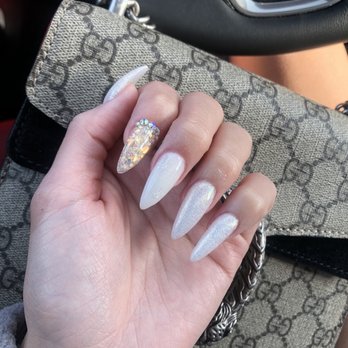 Molo's Nail - Gucci vibe - Nail Technicians Near Me - El Monte, California