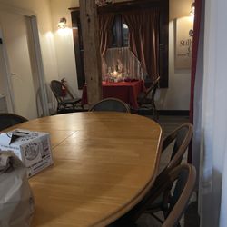 Stillwater Cafe - Dinning room corner