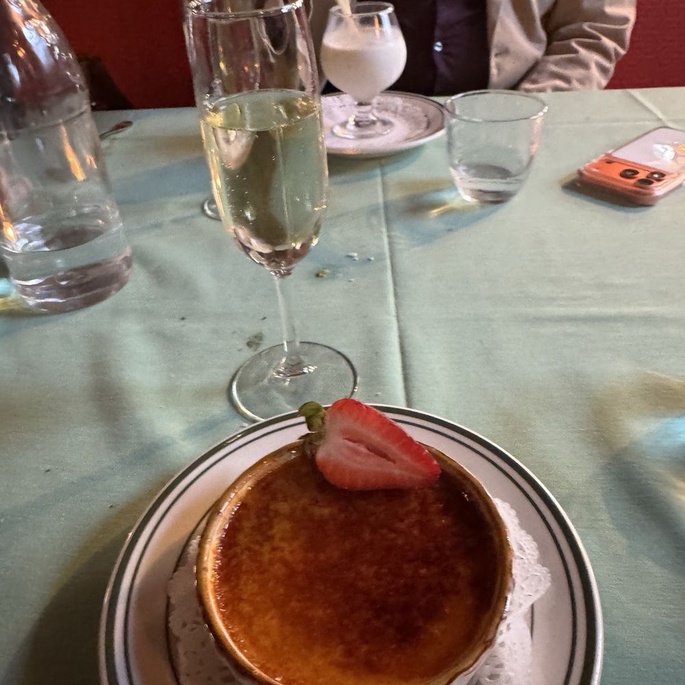 Saint-Emilion Restaurant - Crème brûlée - French Near Me - Fort Worth, Texas Saint-Emilion Restaurant - Crème brûlée - French Near Me - Fort Worth, Texas