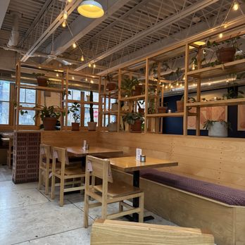 Lonesome Rose - Logan Square - Bars Near Me - Chicago, Illinois