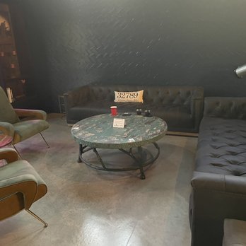 The Trap - Seating area - Axe Throwing Near Me - Winter Park, Florida
