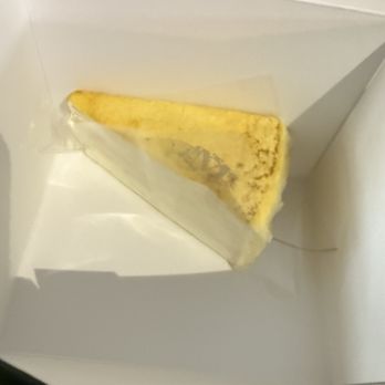 Lady M Cake Boutique - Bakeries Near Me - Houston, Texas