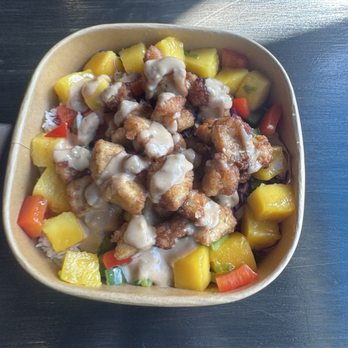 Cafe Omni - Chicken mango bowl - Coffee & Tea Near Me - Bremerton, Washington Cafe Omni - Chicken mango bowl - Coffee & Tea Near Me - Bremerton, Washington