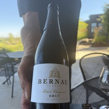 Domaine Willamette - Wineries Near Me - Dayton, Oregon Domaine Willamette - Wineries Near Me - Dayton, Oregon