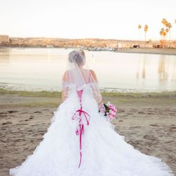 Olga Godoy Bridal Alterations - Corset replacement