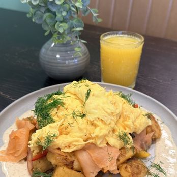 The Pantry - Salmon Hash - Breakfast & Brunch Near Me - Roseville, California