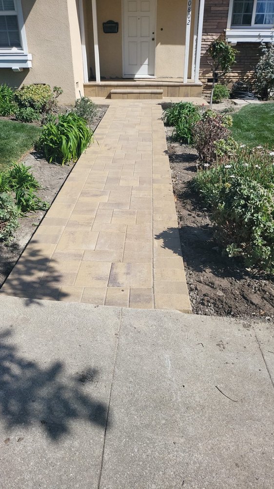 Slide of Zaza Remodeling