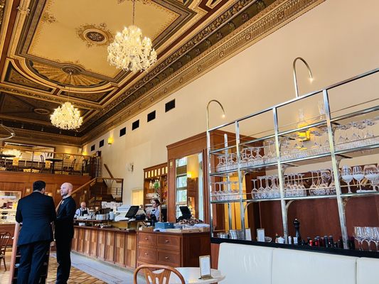 Café Savoy by null