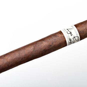 United Zone - Liga Privada Cigar for $12.99 - Vape Shops Near Me - Raleigh, North Carolina United Zone - Liga Privada Cigar for $12.99 - Vape Shops Near Me - Raleigh, North Carolina