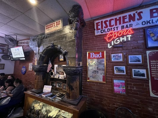 Eischen's Bar by null