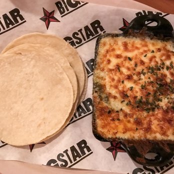 Big Star - Queso Fundido-Melted queso chihuahua, rajas poblano, housemate chorizo, fresh tortillas. - Beer Bar Near Me - Chicago, Illinois Big Star - Queso Fundido-Melted queso chihuahua, rajas poblano, housemate chorizo, fresh tortillas. - Beer Bar Near Me - Chicago, Illinois