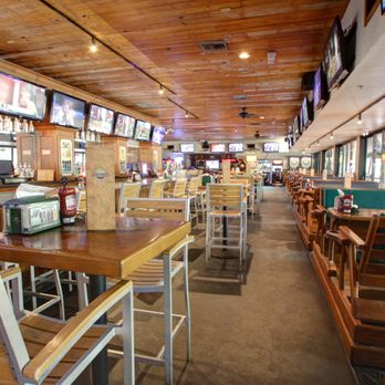 Quarterdeck Restaurants - American Near Me - Plantation, Florida Quarterdeck Restaurants - American Near Me - Plantation, Florida