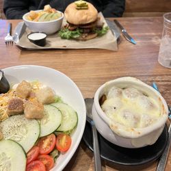 The Tangled Wood - Irish Onion Soup & Salad Combo