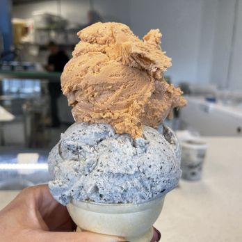 Sweet Dynasty - Black sesame and Thai tea - Ice Cream & Frozen Yogurt Near Me - Edison, New Jersey Sweet Dynasty - Black sesame and Thai tea - Ice Cream & Frozen Yogurt Near Me - Edison, New Jersey