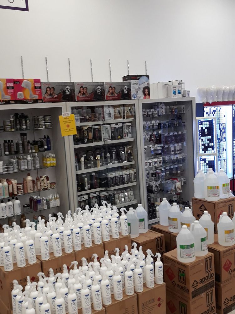 HAIR QUEEN BEAUTY Updated June 2024 19 Photos 4710 University Dr