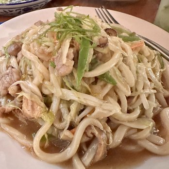 Hong Asian Noodle Bar - Asian Fusion Near Me - Dover, New Hampshire