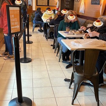 Las Chicas Bakery & Cafe - Seating area - Bakeries Near Me - Union City, New Jersey Las Chicas Bakery & Cafe - Seating area - Bakeries Near Me - Union City, New Jersey