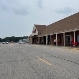 Exterior photo of Elliott Ace Hardware - West Allis, Wisconsin Exterior photo of Elliott Ace Hardware - West Allis, Wisconsin