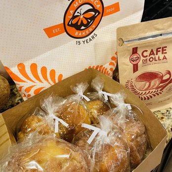 La Monarca Bakery & Cafe - Pan de Muerto mixed box - Bakeries Near Me - Whittier, California La Monarca Bakery & Cafe - Pan de Muerto mixed box - Bakeries Near Me - Whittier, California