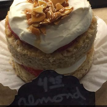 Coffee Gallery - Strawberry shortcake - Coffee & Tea Near Me - Haleiwa, Hawaii