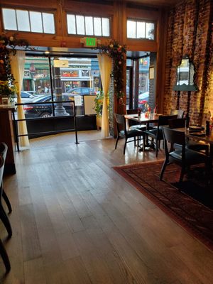 Lazizi Halal Cuisine by null