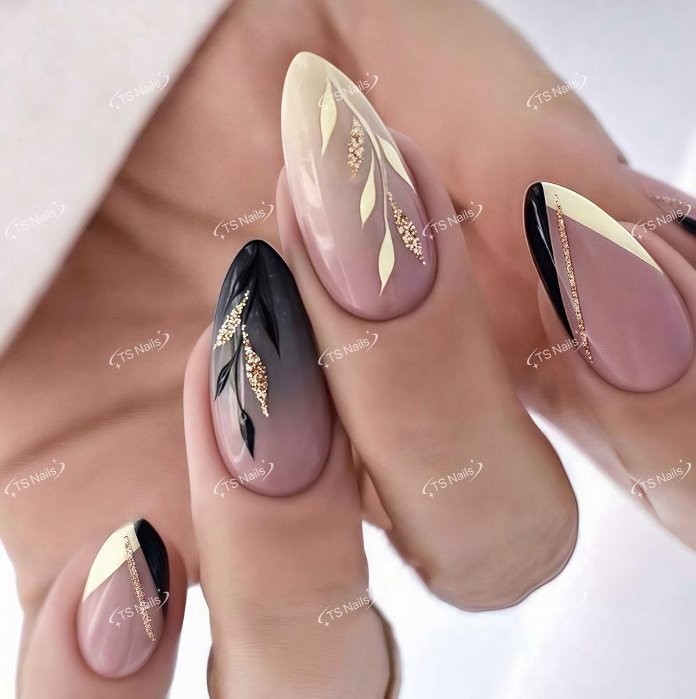TS Nails Logo