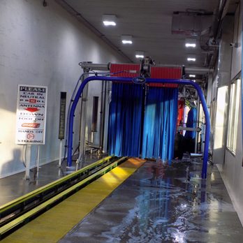 Main Street Express - Tunnel Entrance - Car Wash Near Me - Sycamore, Illinois