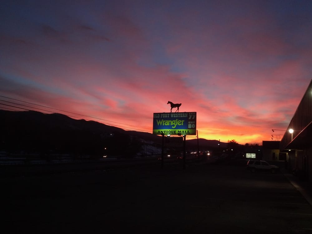 OLD FORT WESTERN STORE Updated June 2024 2028 E Lee Hwy, Wytheville
