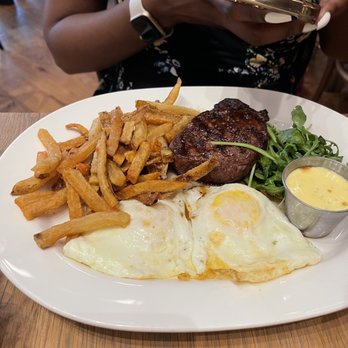 The Select - Steak + eggs - Mediterranean Near Me - Sandy Springs, Georgia