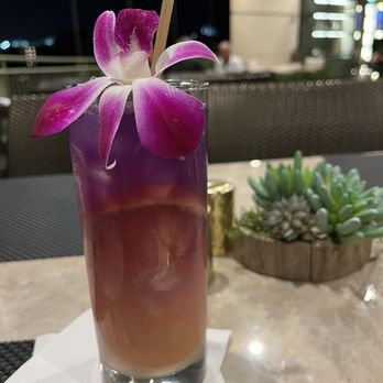 Kestrel Kitchen - Desert sunset - Salad Near Me - Indian Wells, California