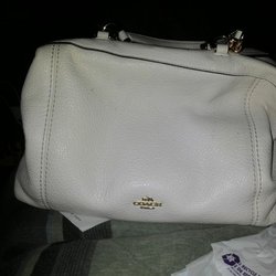 Coach Store - A new bag for summer