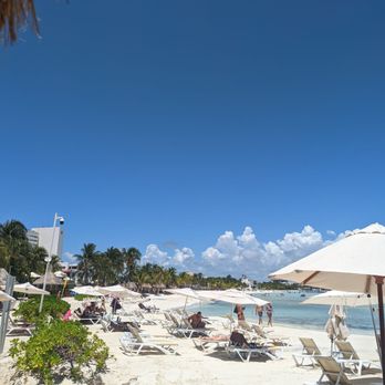 Dreams Sands Cancun Resort & Spa - Resorts Near Me - Cancún, ROO Dreams Sands Cancun Resort & Spa - Resorts Near Me - Cancún, ROO