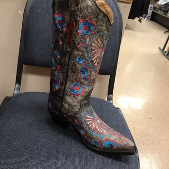 Cowtown Boots - The boots I chose.. - Shoe Stores Near Me - San Antonio, Texas Cowtown Boots - The boots I chose.. - Shoe Stores Near Me - San Antonio, Texas
