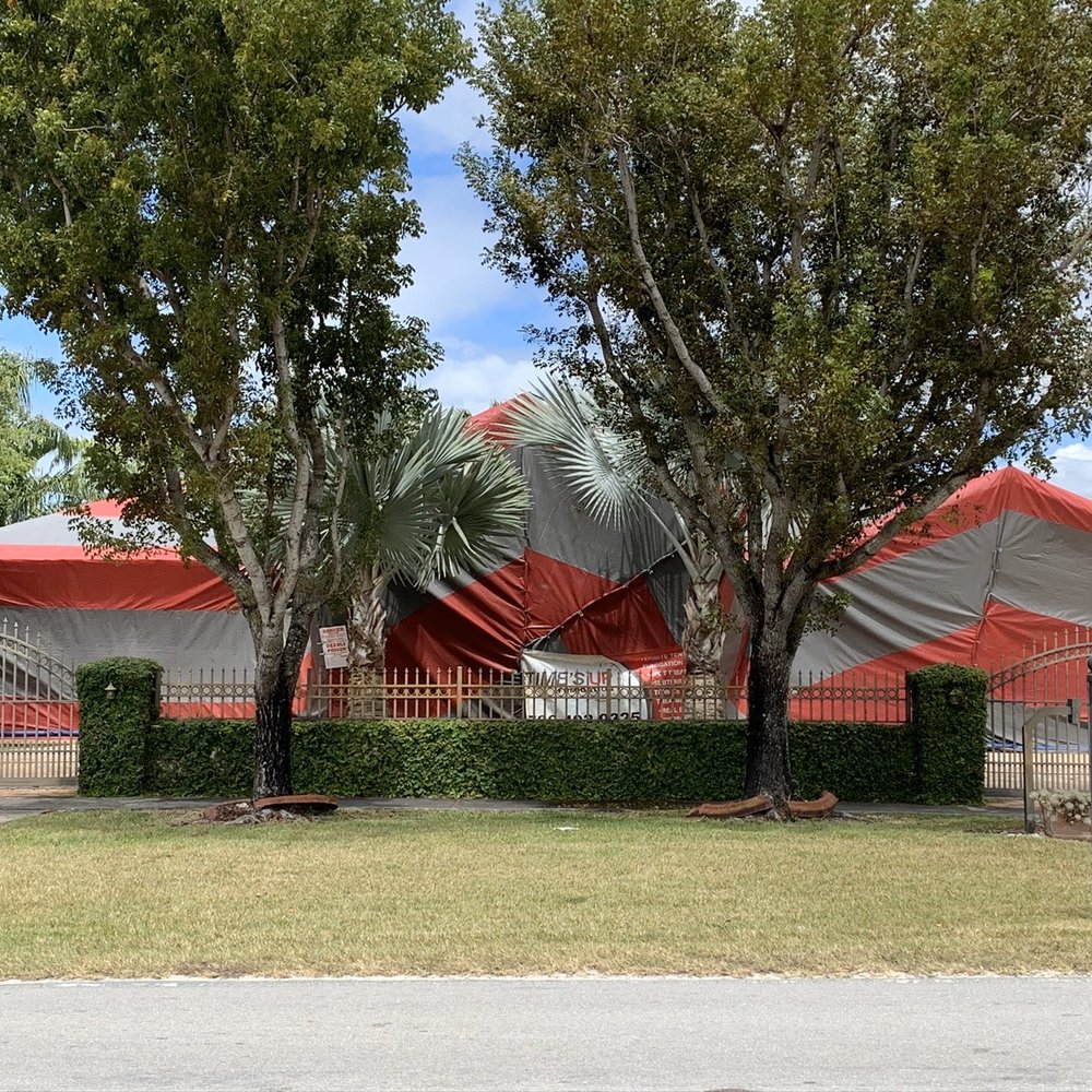 Time's Up Fumigation - Tenting in progress. - Pest Control Near Me - Miami, Florida Time's Up Fumigation - Tenting in progress. - Pest Control Near Me - Miami, Florida