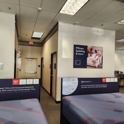 Mattress Firm Bakersfield Gosford - Back of the store