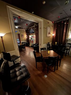 JJ's Wine Bar by null