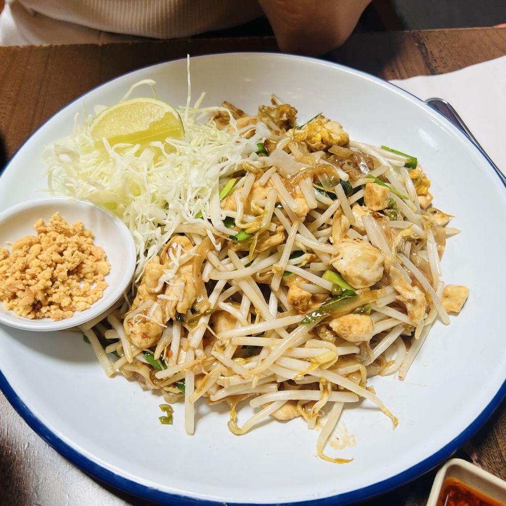 Pai Northern Thai Kitchen - Pad Thai - Thai Near Me - Toronto, Ontario Pai Northern Thai Kitchen - Pad Thai - Thai Near Me - Toronto, Ontario
