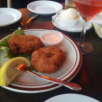 Old Tony's - Crab cakes... with a Raspberry Cosmo on the side - Seafood Near Me - Redondo Beach, California